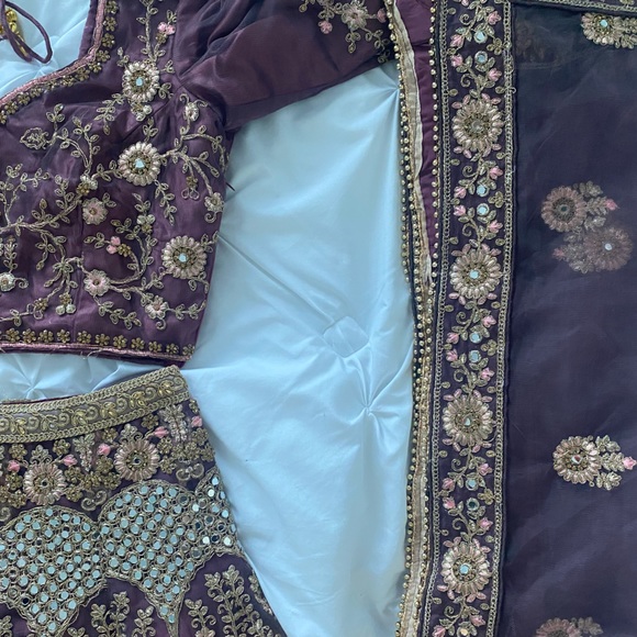 Brand new not worn Indian lehenga - Picture 2 of 11